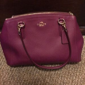 COACH small Christie fuchsia 💕